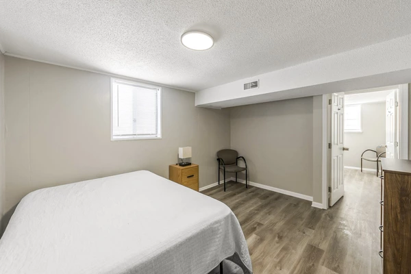 Coliving in Lee's Summit - Outer KCMO, Kansas City