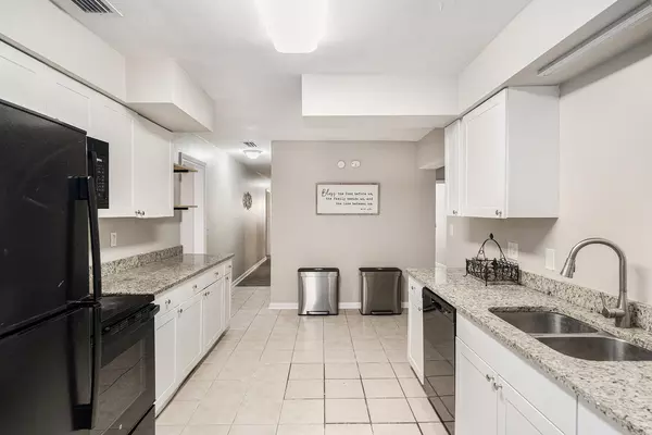 Coliving in Clearwater - Clearwater-St. Petersburg, Tampa