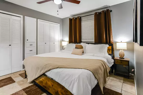 Coliving in Inner West Side - West SATX, San Antonio