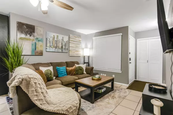 Coliving in Inner West Side - West SATX, San Antonio