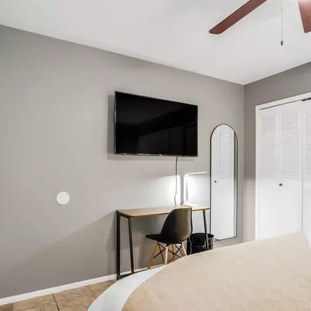 Coliving in Inner West Side - West SATX, San Antonio