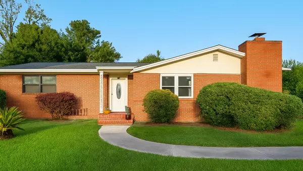 Coliving in Lake Forest - Northside, Jacksonville
