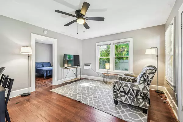 Coliving in Downtown St. Petersburg - Clearwater-St. Petersburg, Tampa