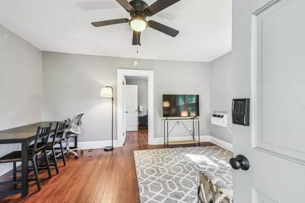 Coliving in Downtown St. Petersburg - Clearwater-St. Petersburg, Tampa