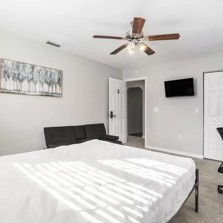 Coliving in Odessa - North Tampa, Tampa