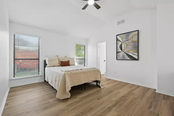 Coliving in Cedar Hill - Sw Dallas, Dallas