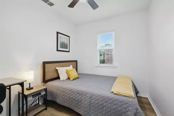 Coliving in Cedar Hill - Sw Dallas, Dallas