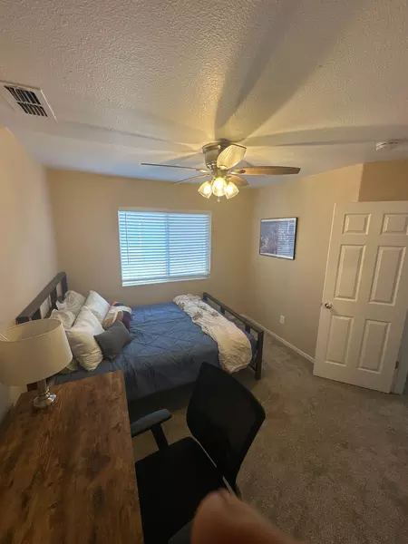 Coliving in Antelope - Outer SAC, Sacramento
