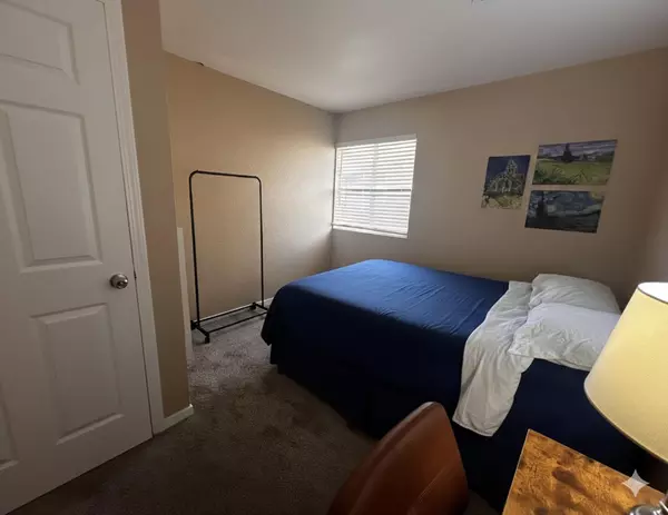 Coliving in Antelope - Outer SAC, Sacramento