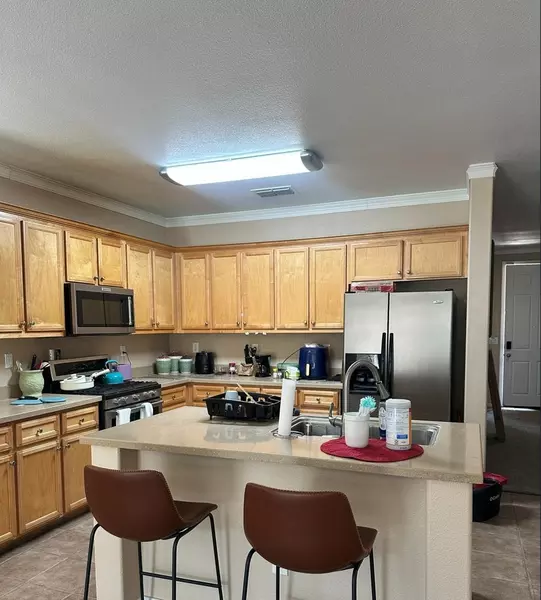 Coliving in Antelope - Outer SAC, Sacramento