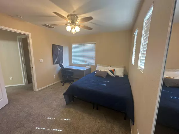 Coliving in Antelope - Outer SAC, Sacramento