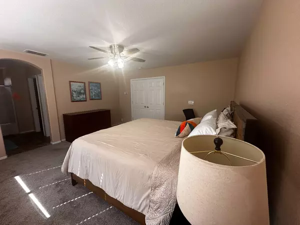 Coliving in Antelope - Outer SAC, Sacramento