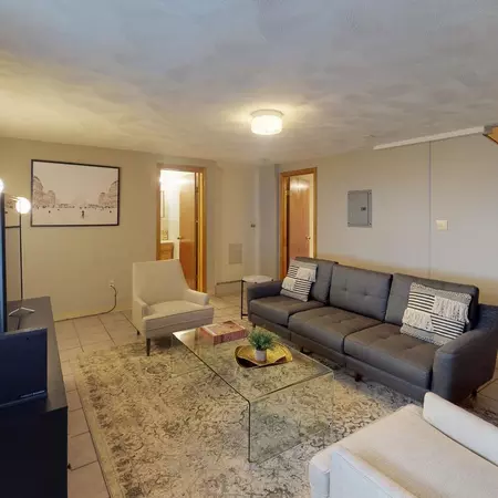 Coliving in Spring Hill - Somerville, Boston