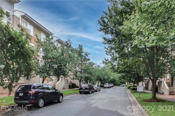 Coliving in NoDa - Central Charlotte, Charlotte