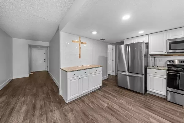 Coliving in Downtown St. Petersburg - Clearwater-St. Petersburg, Tampa