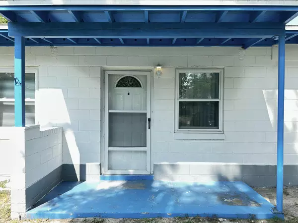 Coliving in Cedar Hills - Westside, Jacksonville