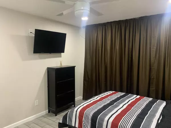 Coliving in Baytown - Se Houston, Houston