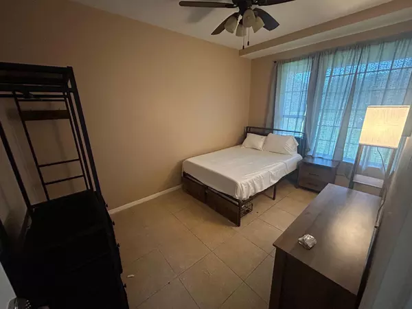 Coliving in Baytown - Se Houston, Houston