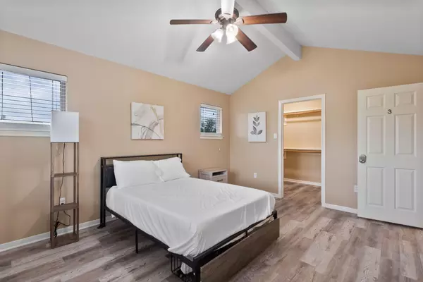 Coliving in Baytown - Se Houston, Houston