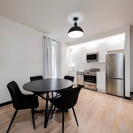 4 bedrooms apartment for rent in Flatbush Ditmas Park - Brooklyn, New York