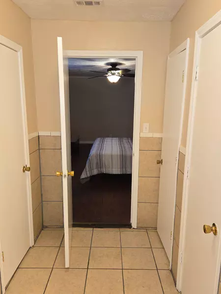 Coliving in Acres Home - Nw Houston, Houston