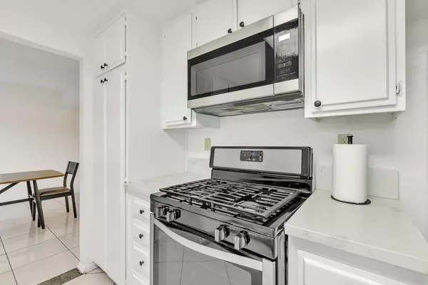 Coliving in Moreno Valley - Inland Empire, Los Angeles