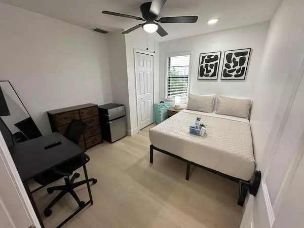 Coliving in Daytona Beach - Outer Orlando, Orlando