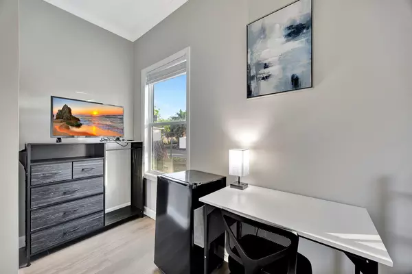 Coliving in Kenwood - Clearwater-St. Petersburg, Tampa