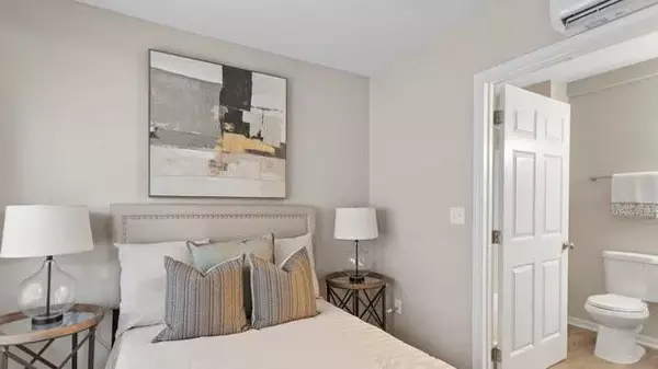 Coliving in Midtown-Westport - KCMO, Kansas City