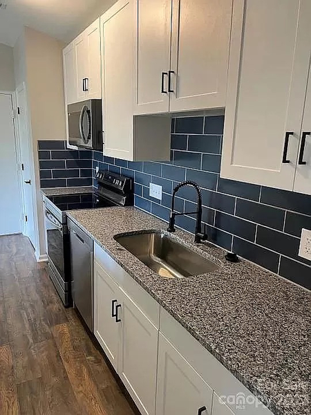 Coliving in Hickory Grove - East Charlotte, Charlotte