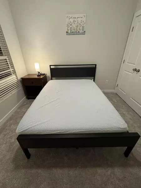 Coliving in University City North - North Charlotte, Charlotte