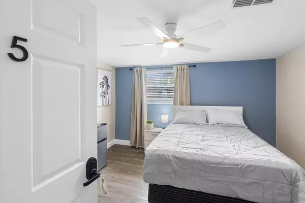 Coliving in Holden Heights - Central Orlando, Orlando
