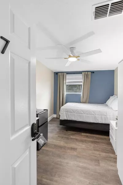 Coliving in Holden Heights - Central Orlando, Orlando