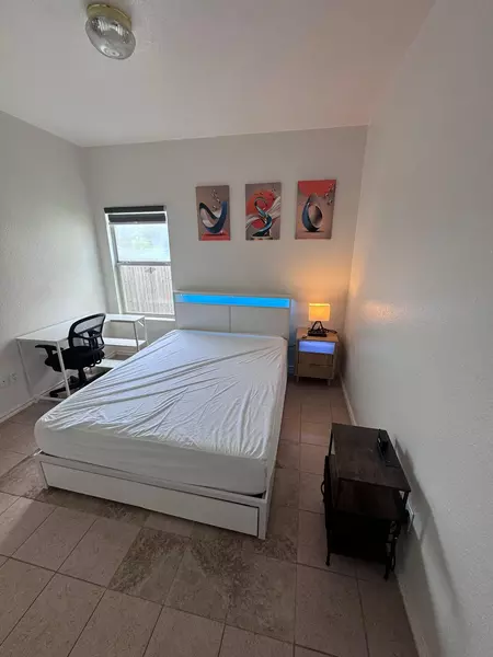 Coliving in Manor - East Austin, Austin
