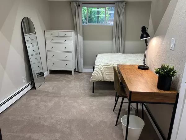 Coliving in Lakewood - Outer Denver, Denver