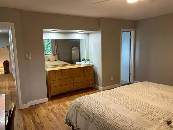 Coliving in Lakewood - Outer Denver, Denver
