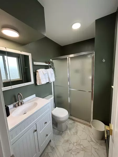 Coliving in Lakewood - Outer Denver, Denver