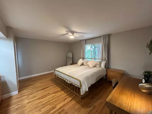 Coliving in Lakewood - Outer Denver, Denver