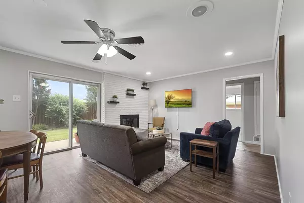 6 bedrooms apartment for rent in Benbrook - Forth Worth, Dallas