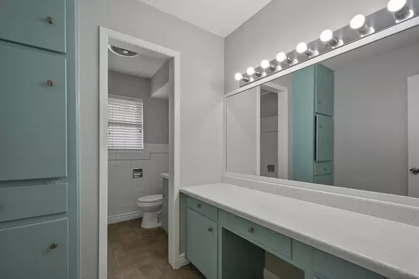 6 bedrooms apartment for rent in Benbrook - Forth Worth, Dallas