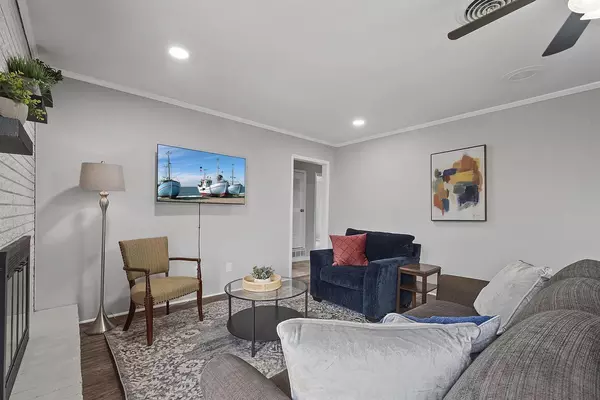 6 bedrooms apartment for rent in Benbrook - Forth Worth, Dallas