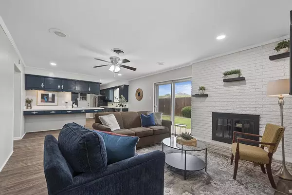 6 bedrooms apartment for rent in Benbrook - Forth Worth, Dallas