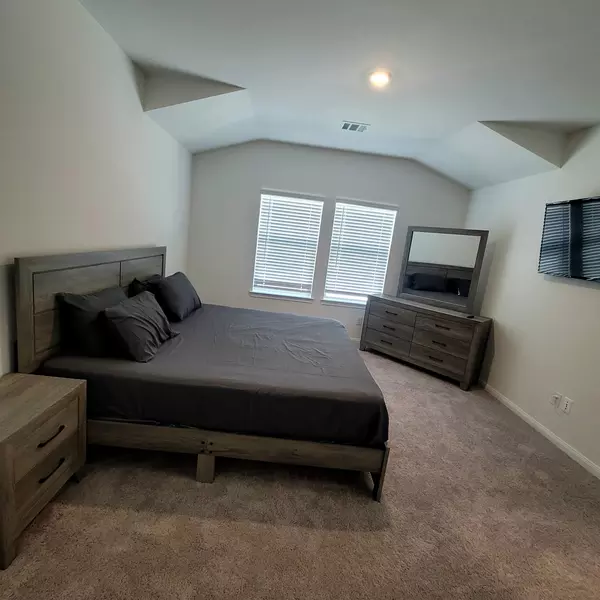 Coliving in Cypress TX - Nw Houston, Houston