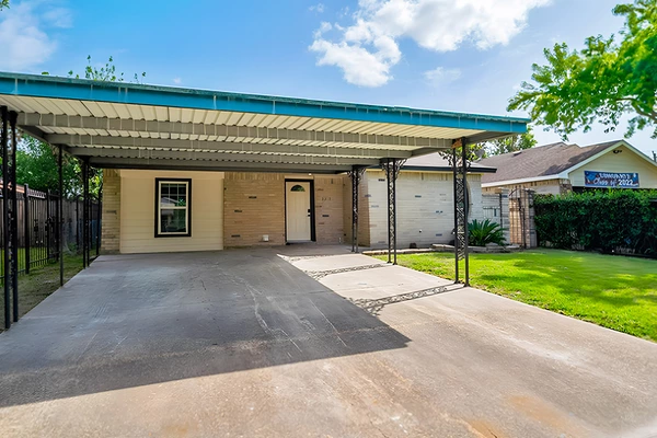 Coliving in Central Southwest - Sw Houston, Houston