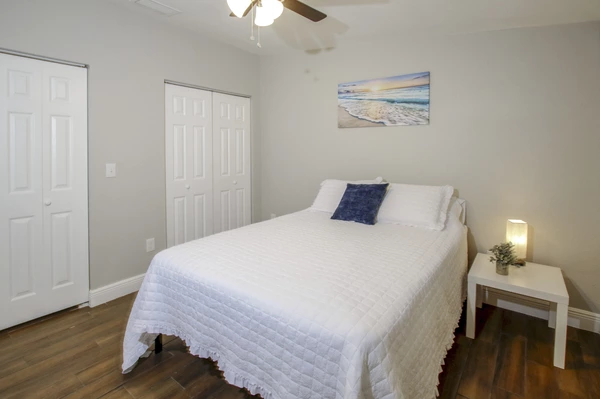 Coliving in Live Oaks Square - East Tampa, Tampa
