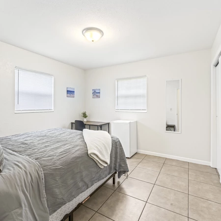 Coliving in Grant Park Tampa - East Tampa, Tampa