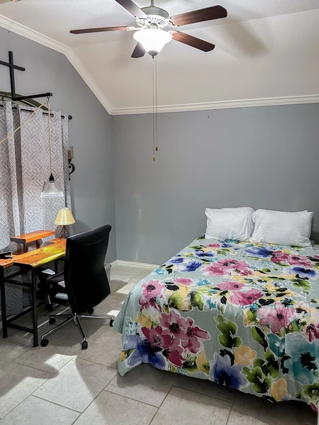 Coliving in Greater Greenspoint - Ne Houston, Houston