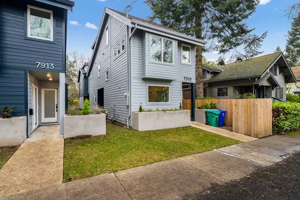 3 bedrooms apartment for rent in Portsmouth - North Portland, Portland