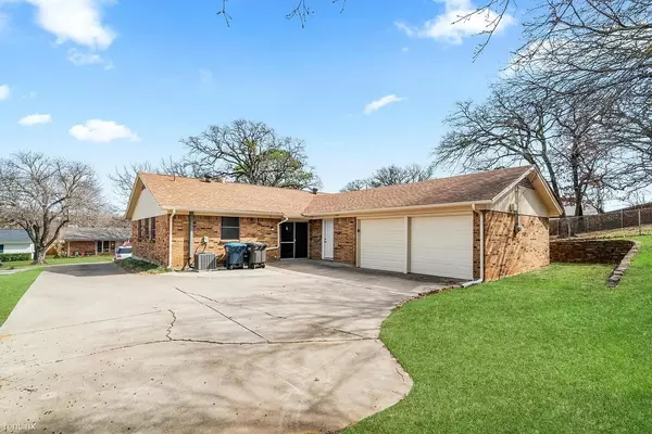 Coliving in West Arlington - Arlington, Dallas