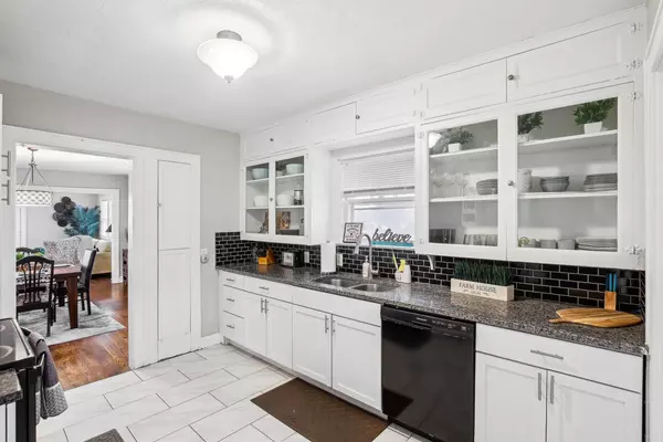 Coliving in Raytown - Outer KCMO, Kansas City